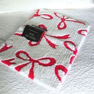 Rachel Zoe Pink Bow Bath Mat Rug New with Tags